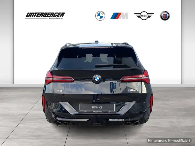 BMW X3 M view 5