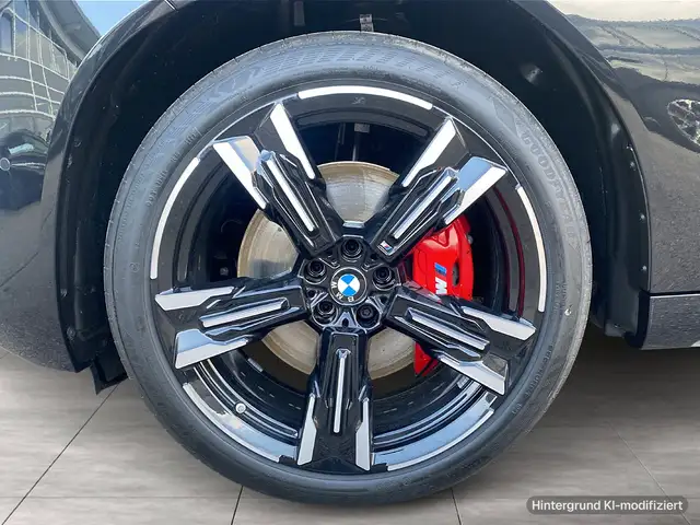 BMW X3 M view 6