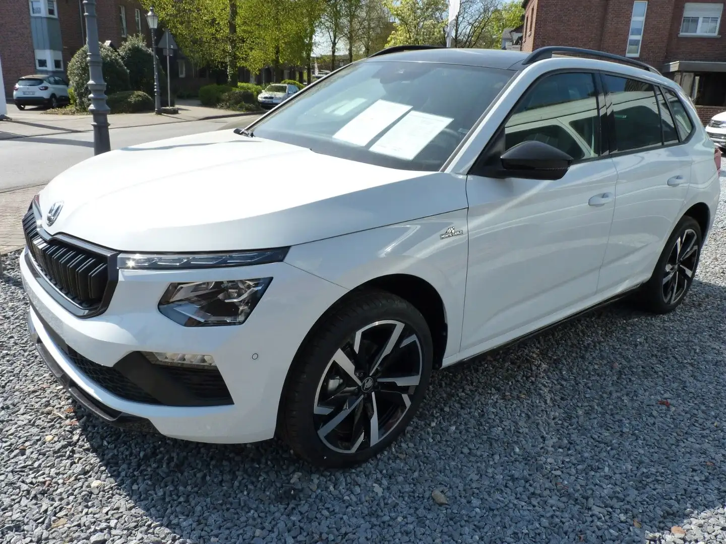 Skoda Kamiq Monte Carlo Blanco - 1