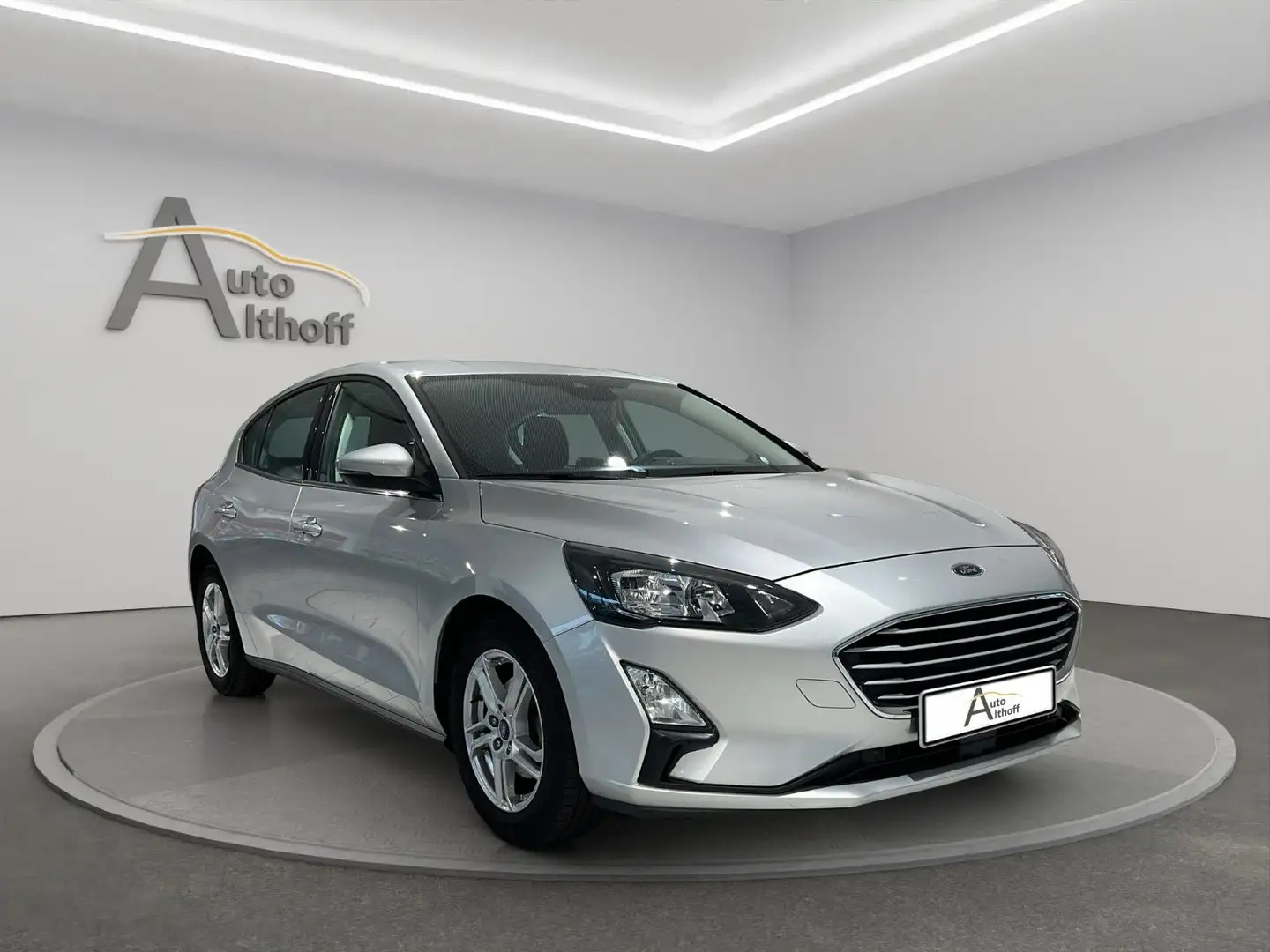 Ford Focus 2.HD AUT. LED NAV BT TEMP KAMERA SHZ DAB Silber - 1