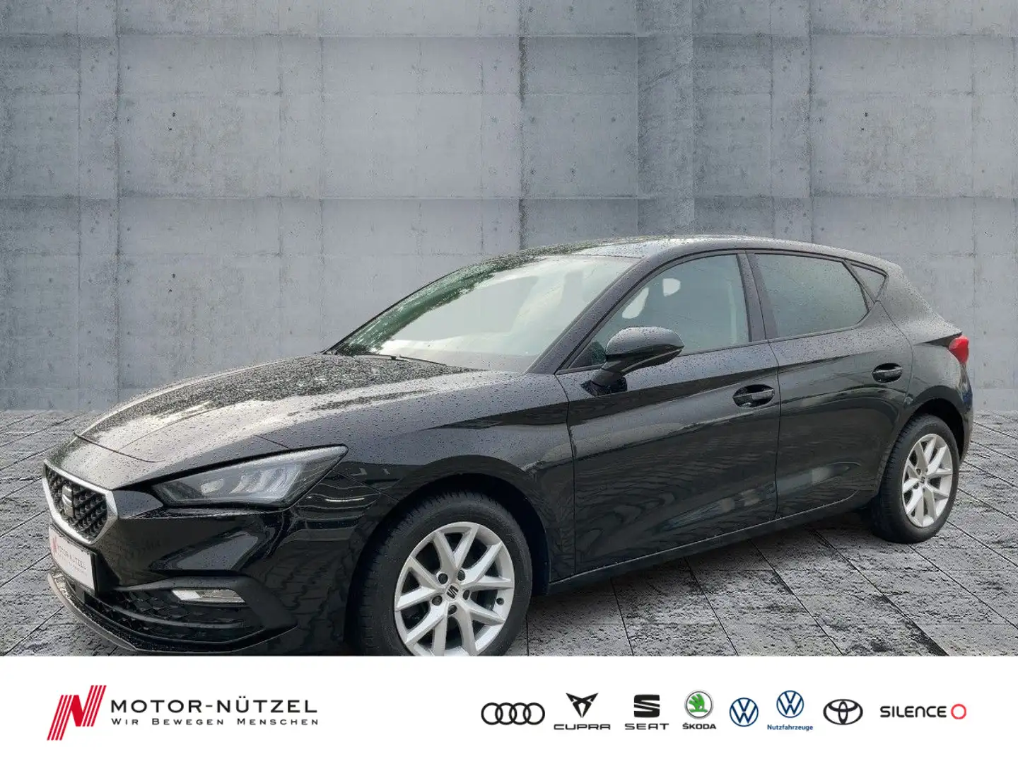 SEAT Leon 2.0 TDI STYLE LED+NAV+SHZ+PDC+APP+LM+VC+ACC Schwarz - 1