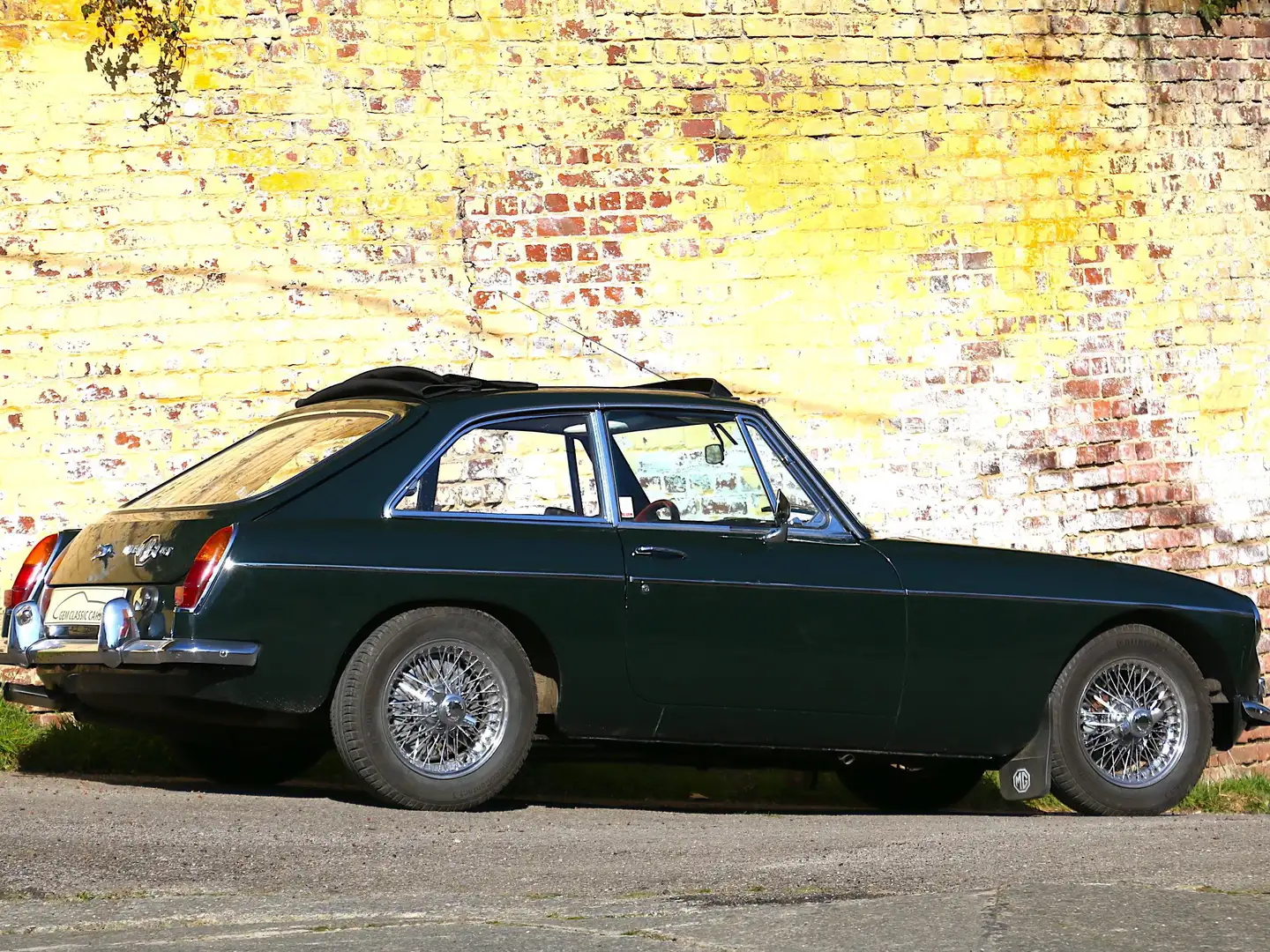 MG MGB GT Verde - 2