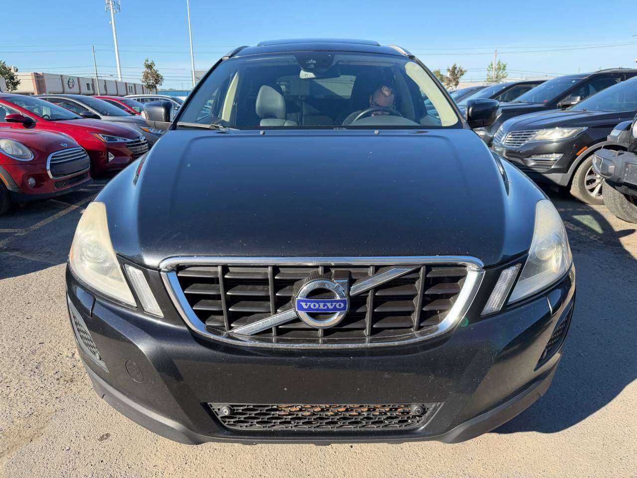 2013 Volvo XC60 T6 alt 2