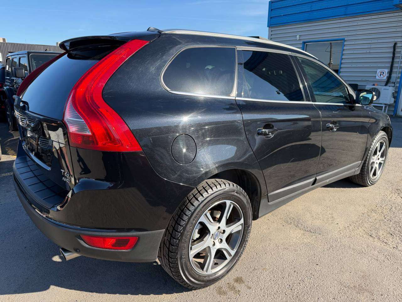 2013 Volvo XC60 T6 thumb 6