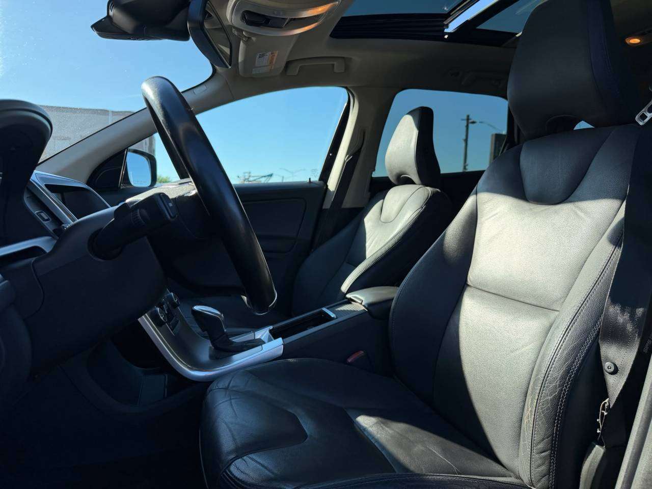 2013 Volvo XC60 T6 thumb 14