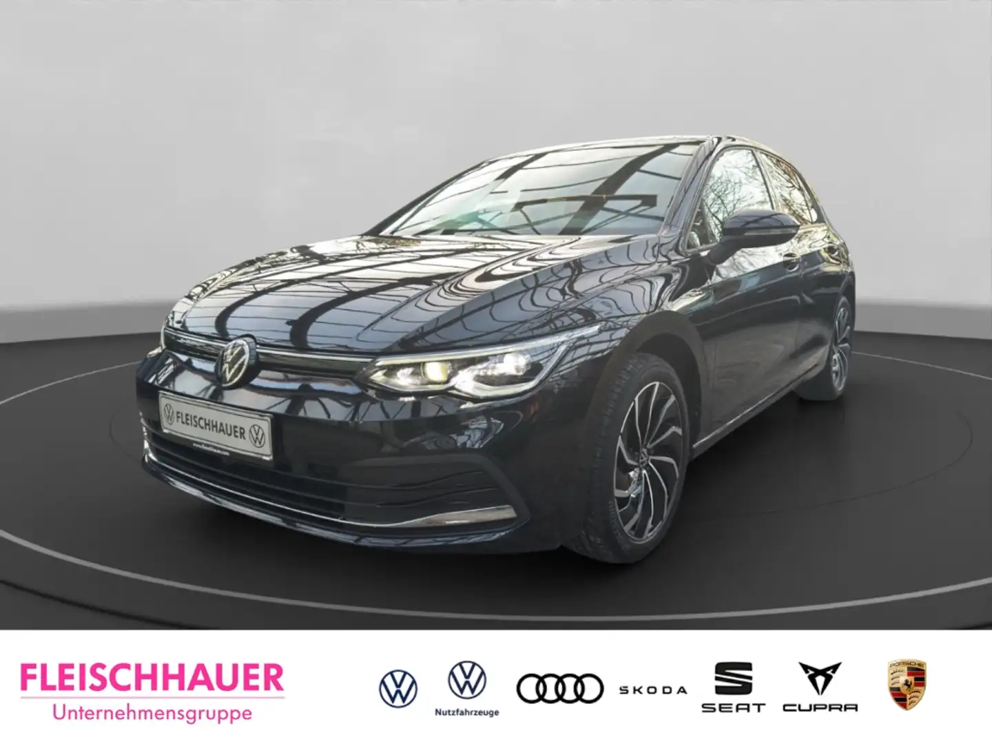 Volkswagen Golf VIII Active 1.5 eTSI DSG Navi Digitales Cockpit LE Schwarz - 1