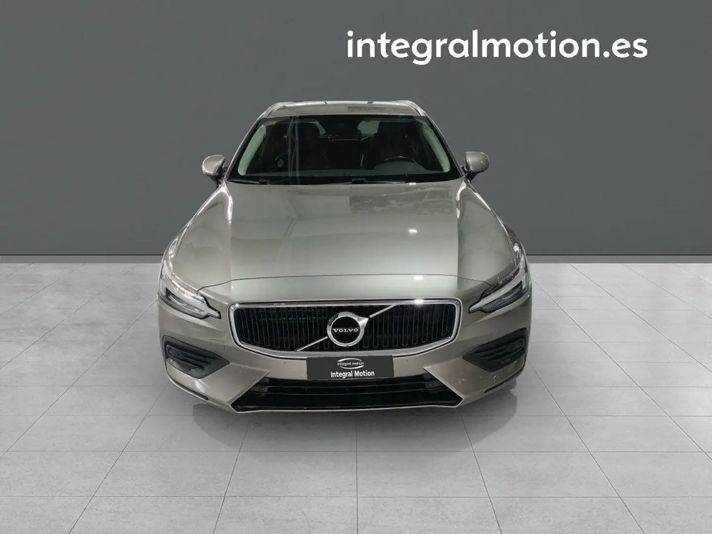 Volvo V60 D3 Momentum Pro Beige - 2