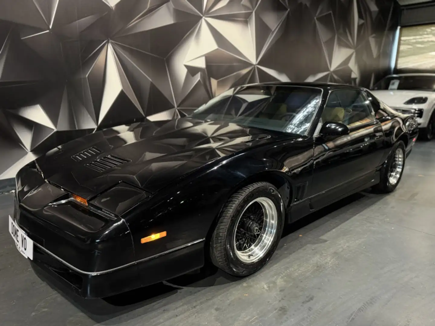 Pontiac Trans Am V8 5.0L LB9 305 CI 200 CH Schwarz - 1