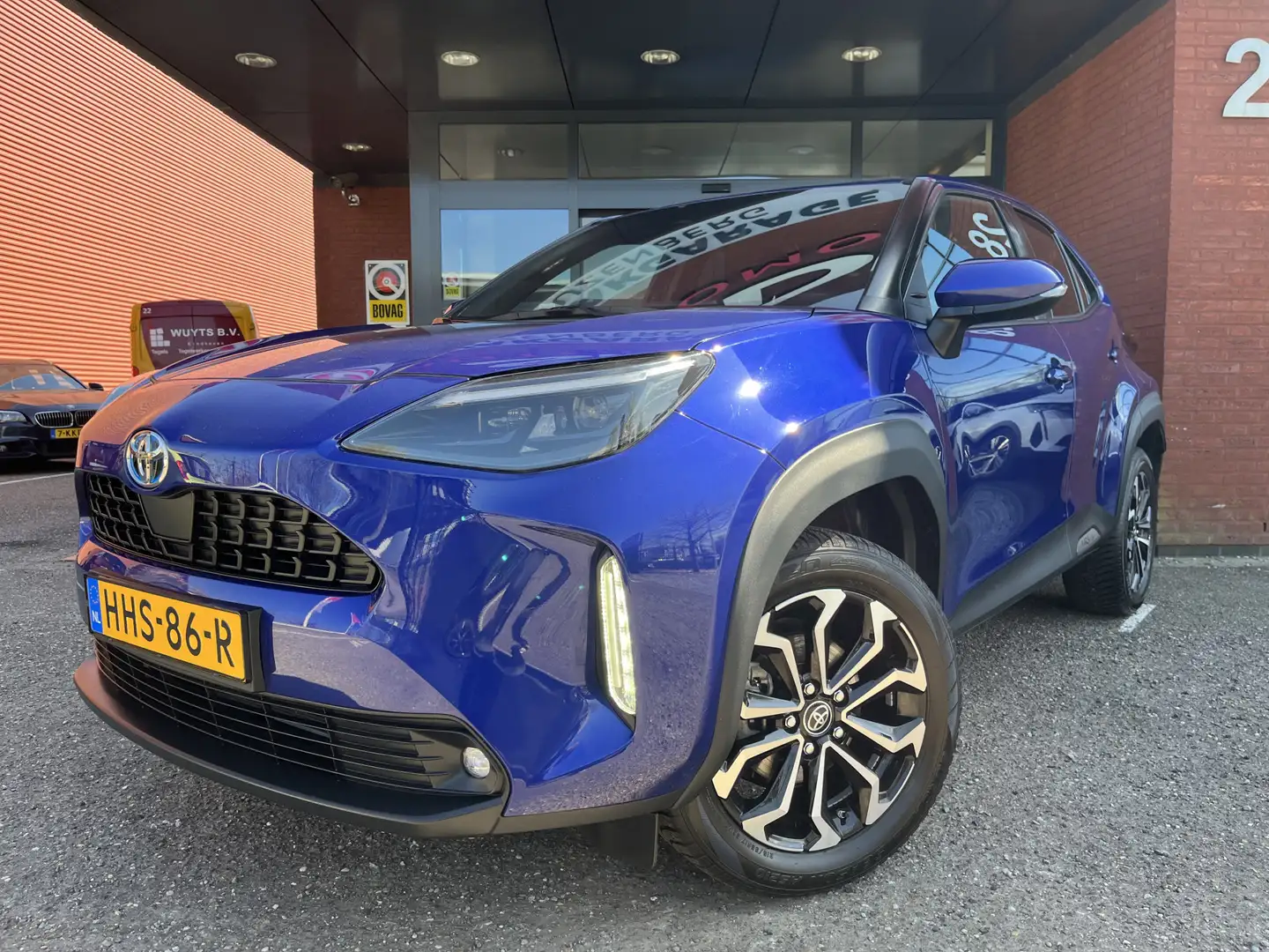 Toyota Yaris Cross 1.5 Hybrid Dynamic // FULL LED // KEYLESS // CARPL Blauw - 2