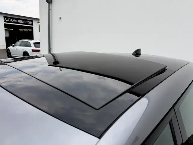 Land Rover Range Rover Evoque view 21
