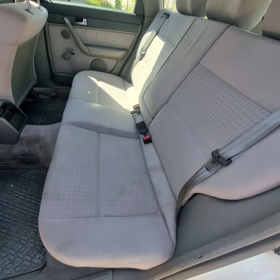 Audi A6 Avant 2.5 TDI quattro AEL, foto 12