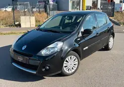 Renault Clio III 1.2 TOMTOM EDITION 75 CH