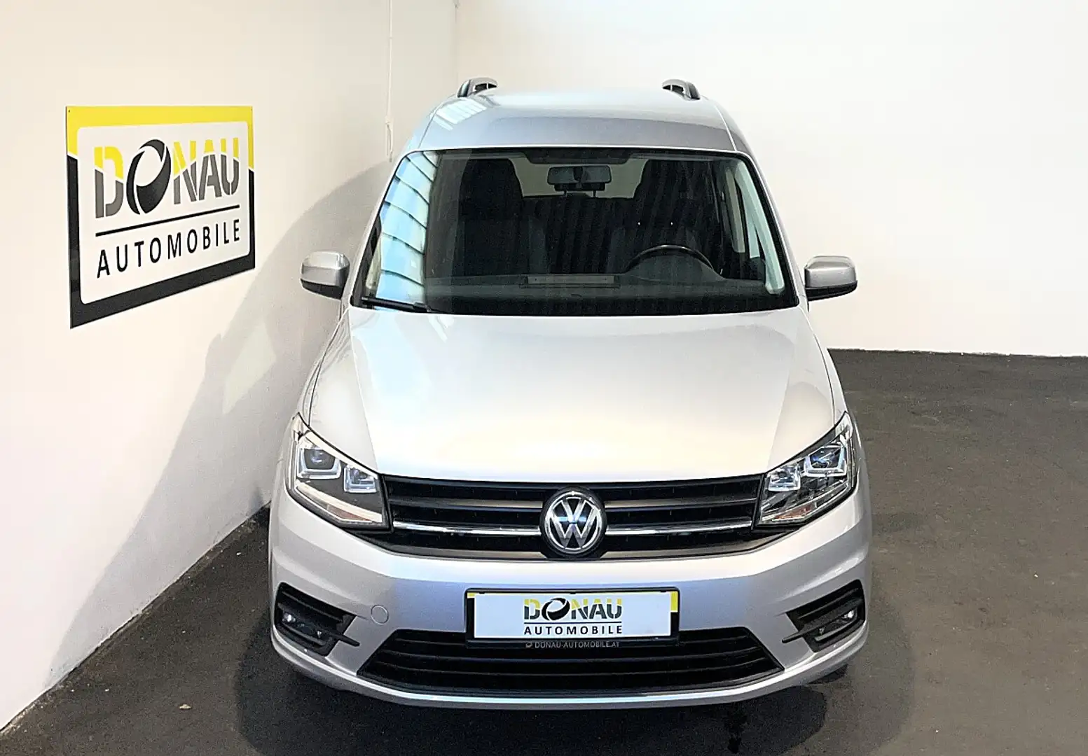 Volkswagen Caddy Kombi Family 2,0 TDI * Xenon * Kamera * 2 Schie... Silber - 2