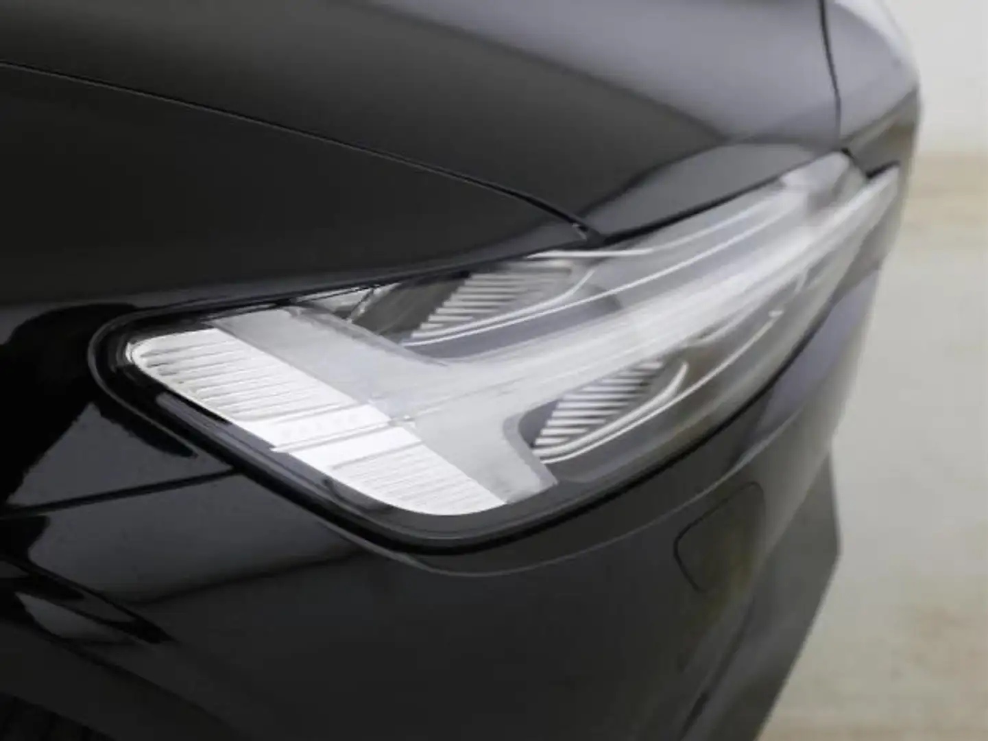 Volvo V60 Core*LEDER*ACC*BLIS*VOLL-LED* Noir - 2