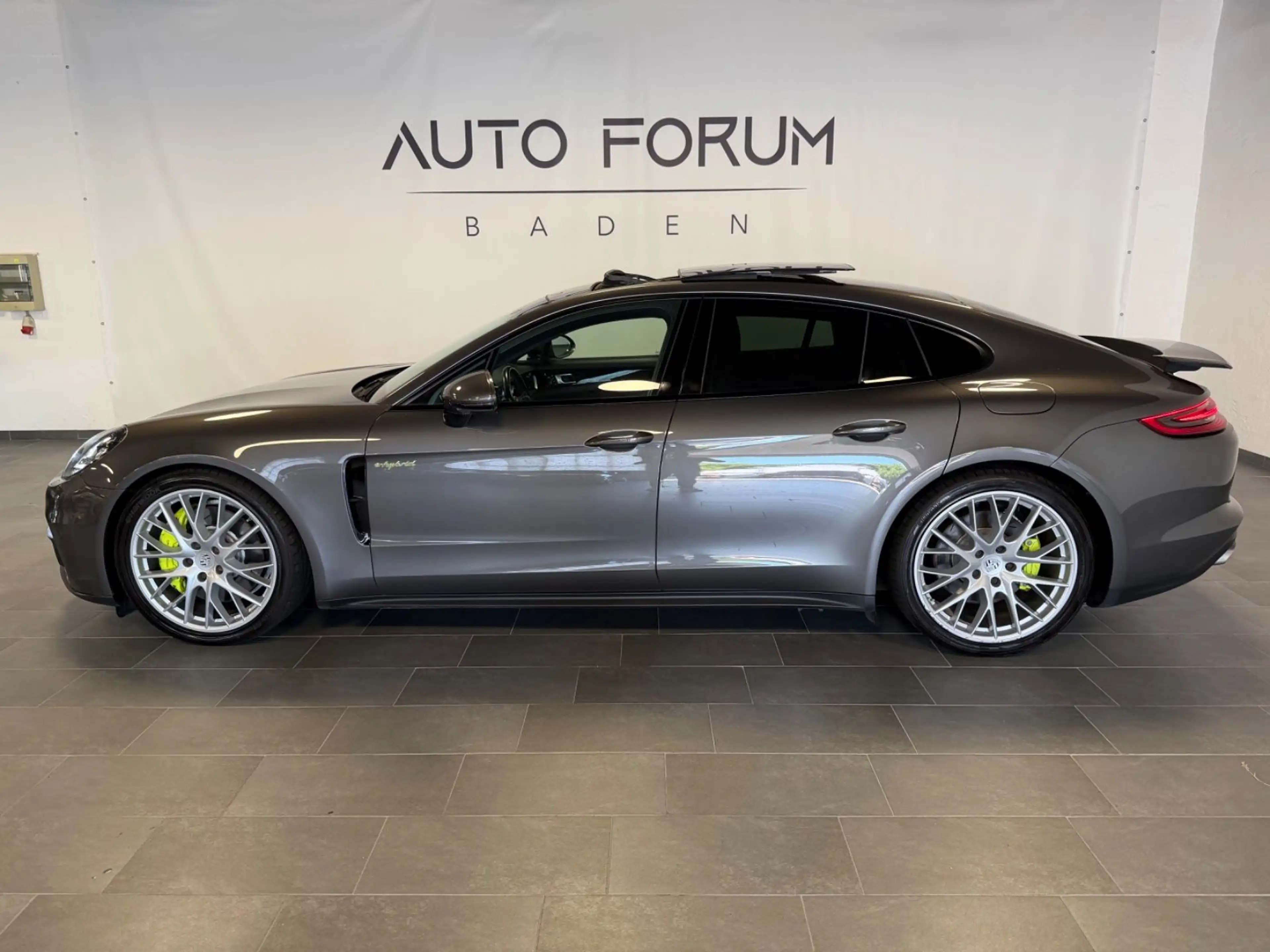 Porsche Panamera 4 E-Hybrid Chrono*Pano*Kamera*Bose* — photo 5