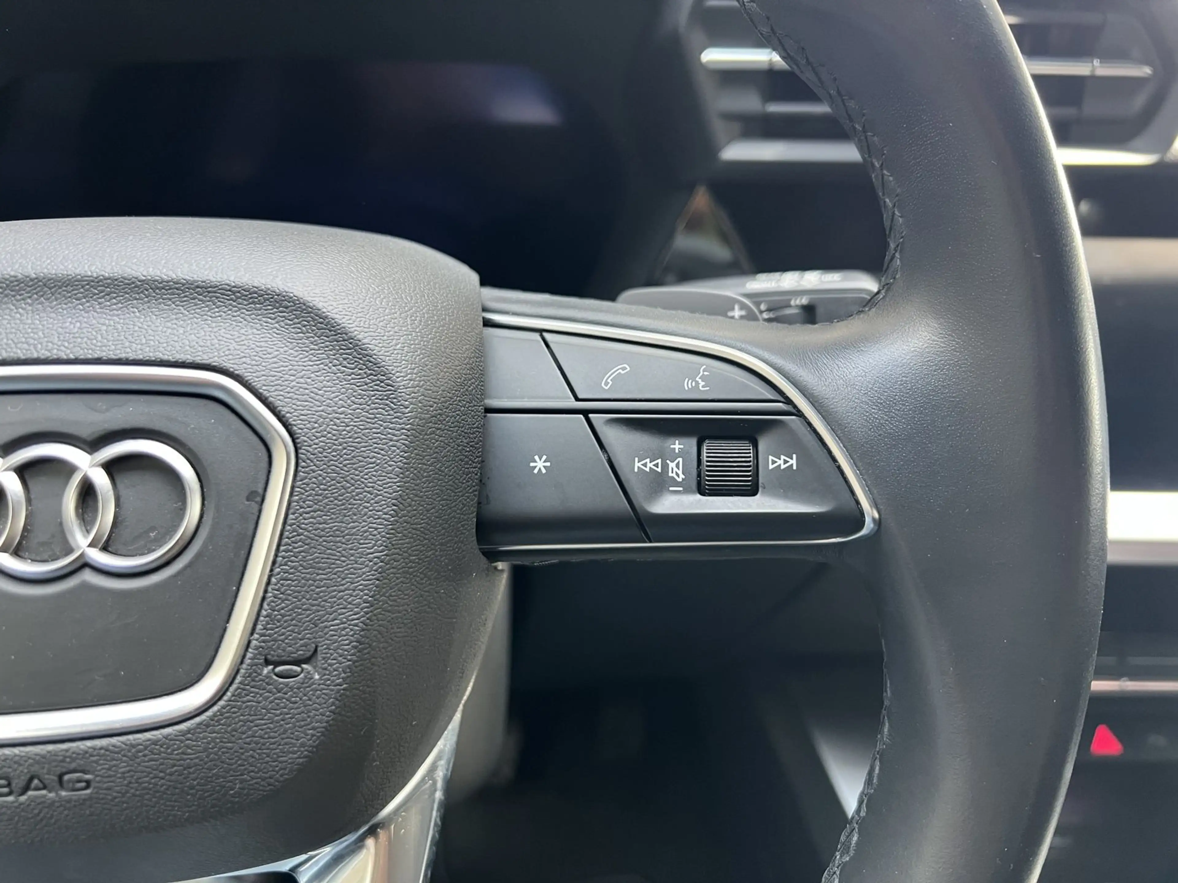 Audi A3 35 TFSI S line Kamera CarPlay B&O Navi DAB — photo 14