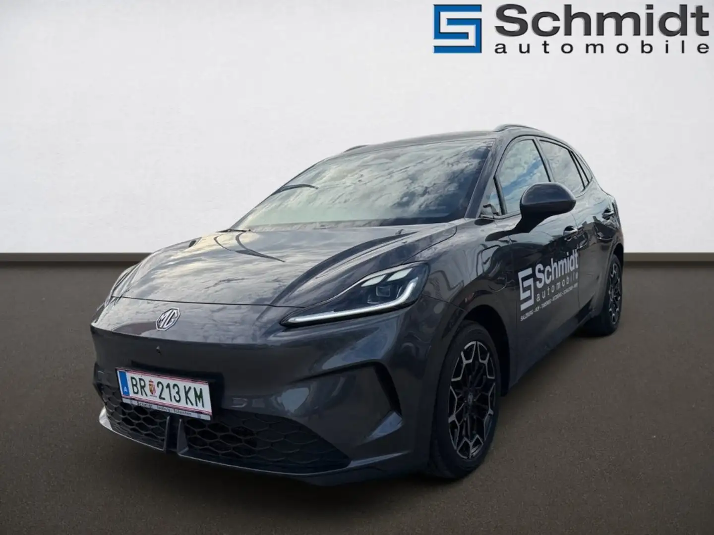 MG MG4 Urban Luxury Grau - 1