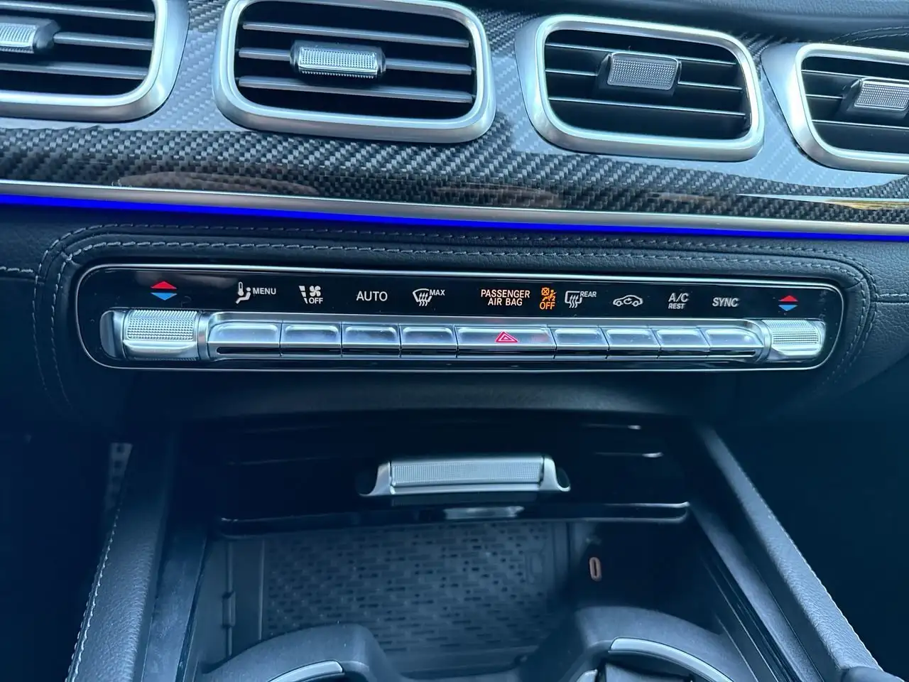 Mercedes-Benz GLE снимка Mercedes-Benz GLE