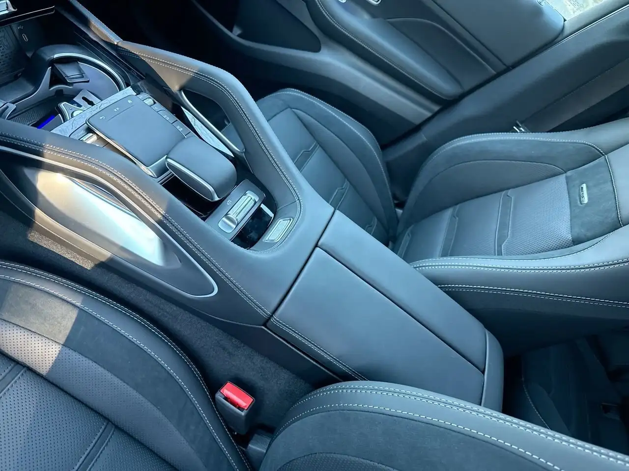 Mercedes-Benz GLE снимка Mercedes-Benz GLE