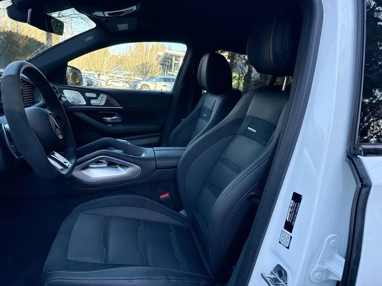 Mercedes-Benz GLE снимка Mercedes-Benz GLE