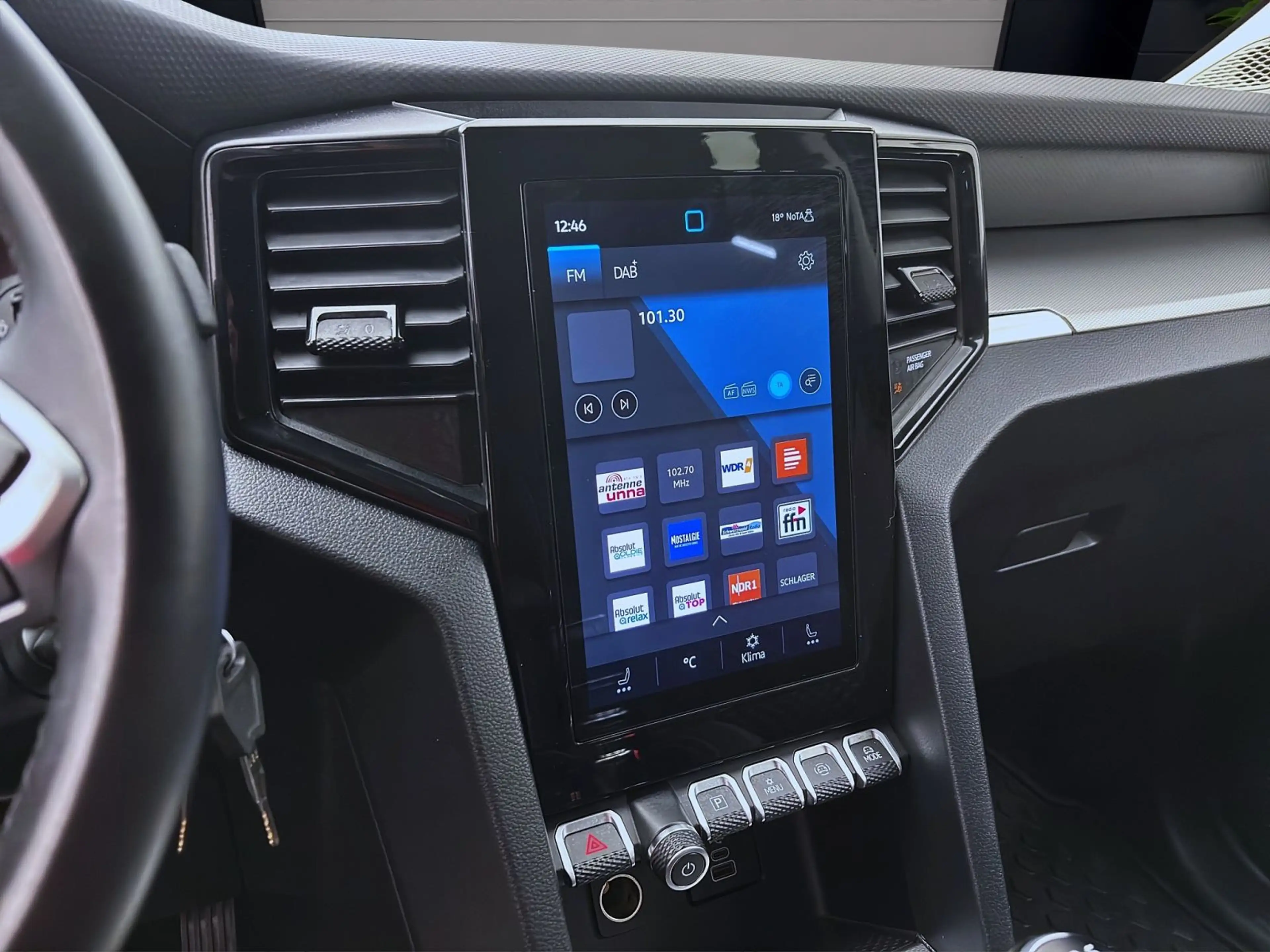 Volkswagen Amarok 2.0 TDI 4M LIFE KAMERA SITZHZG KLIMA LED — photo 14