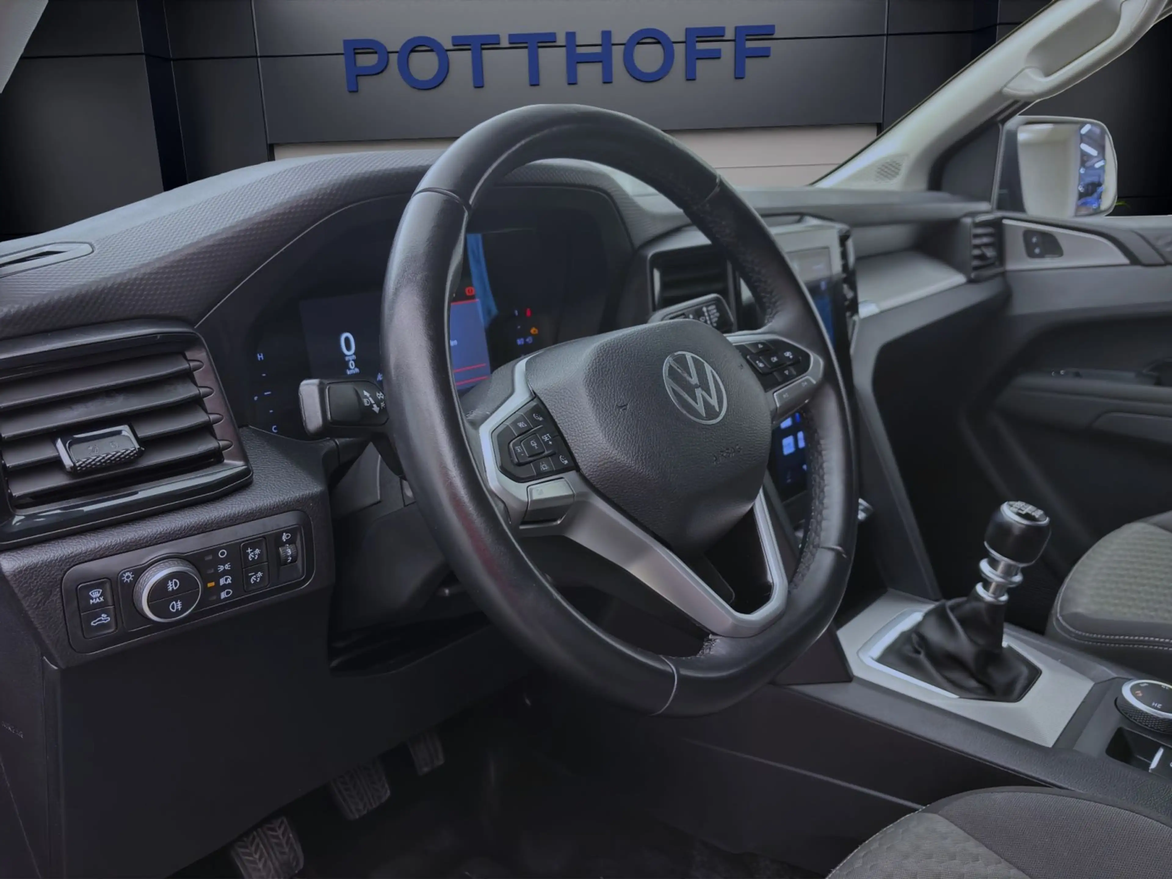 Volkswagen Amarok 2.0 TDI 4M LIFE KAMERA SITZHZG KLIMA LED — photo 13