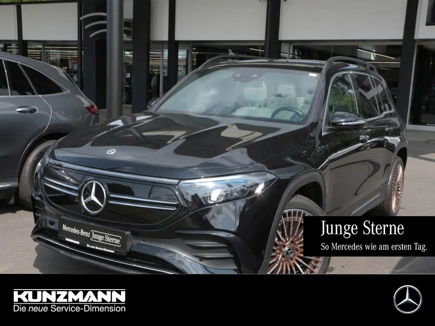 Mercedes-Benz EQB 250 AMG Edition 1 Panorama Easy-Pack 360° Černá - 1