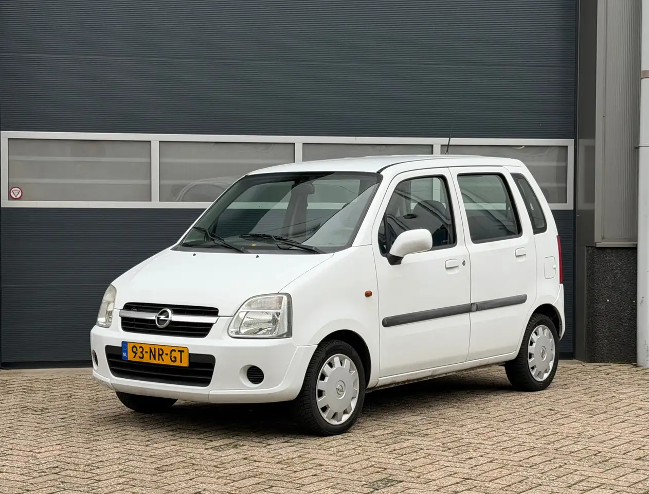 Opel Agila