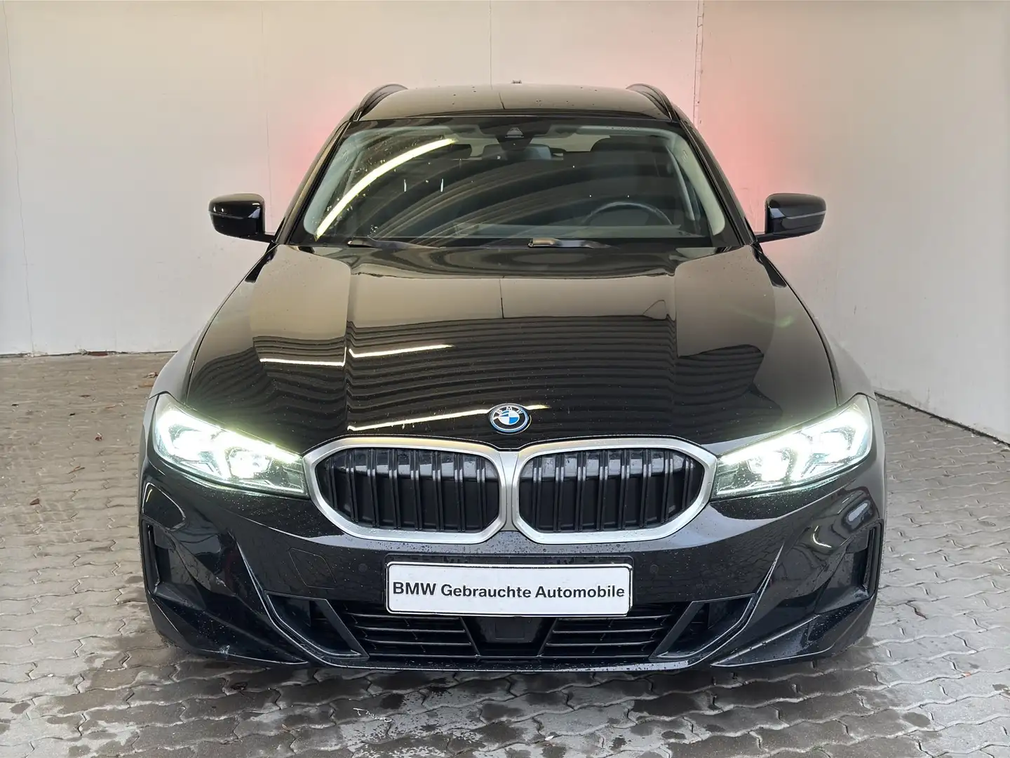 BMW 320 e Touring Navi.LED.RFK.ACC.SHZ.Sportsitz+LR Schwarz - 2