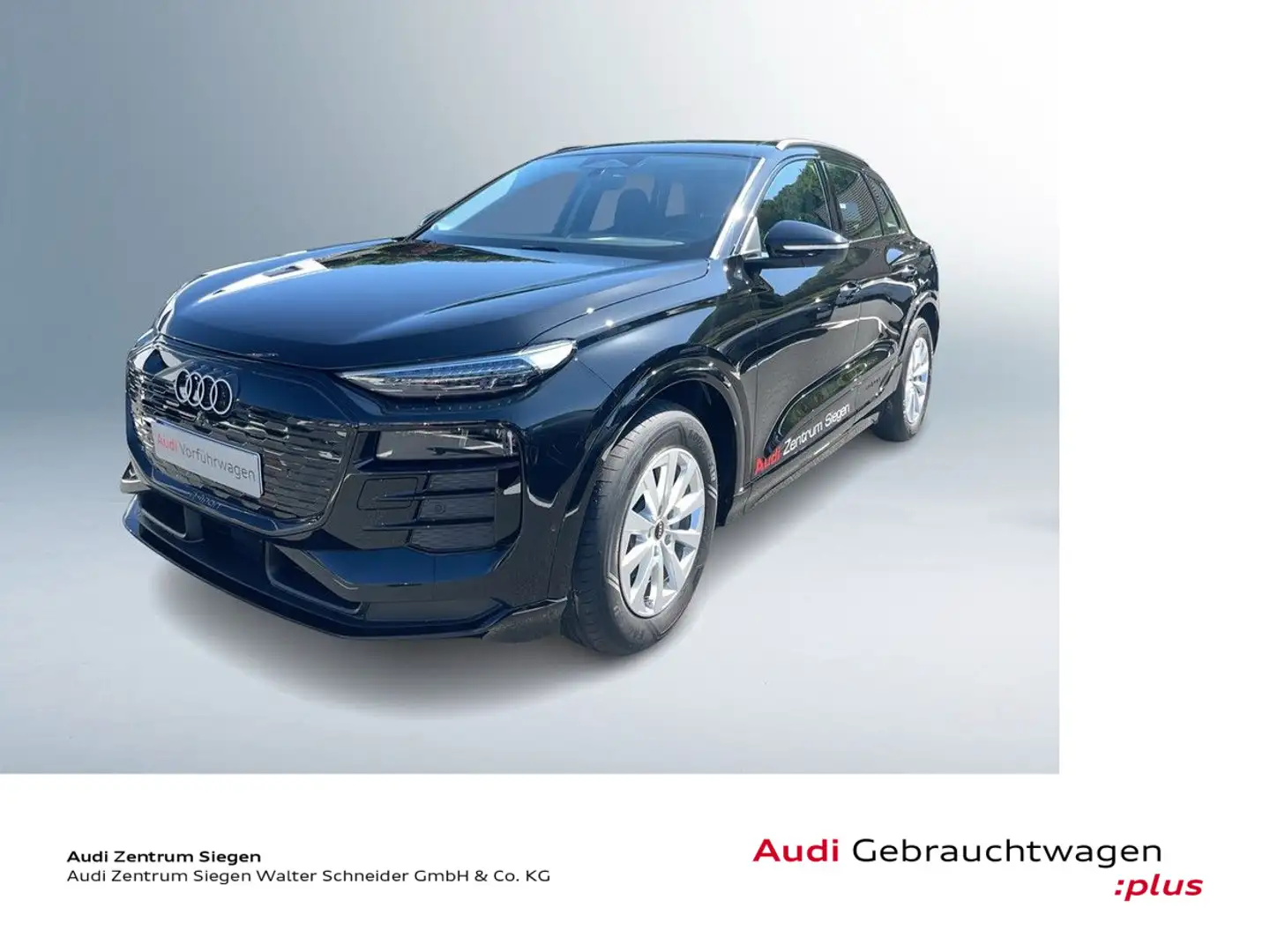 Audi Q6 e-tron quattro Schwarz - 1
