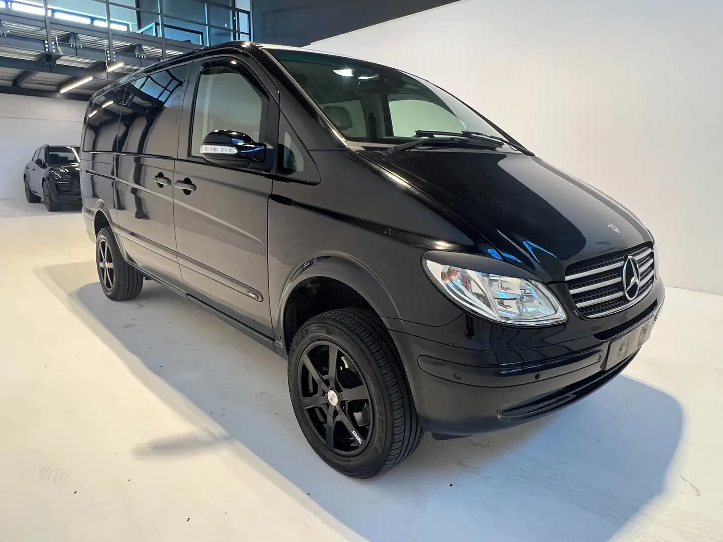 Mercedes-Benz Viano Viano 2.0 cdi Trend 4matic auto Nero - 1