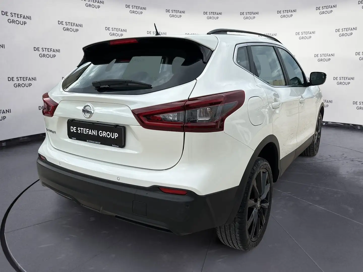 Nissan Qashqai Qashqai 1.5 dci N-Connecta 115cv dct Blanco - 2