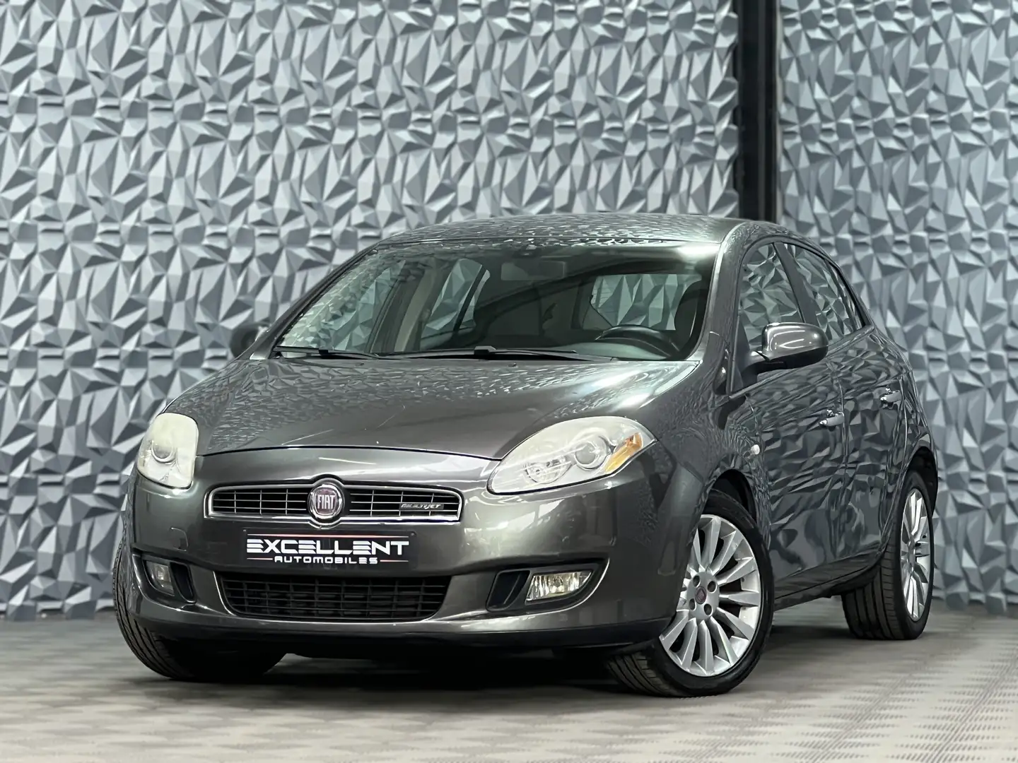 Fiat Bravo 1.9 Multijet *CRUISE*CLIM DIGI*GARANTIE 12 MOIS Gris - 1
