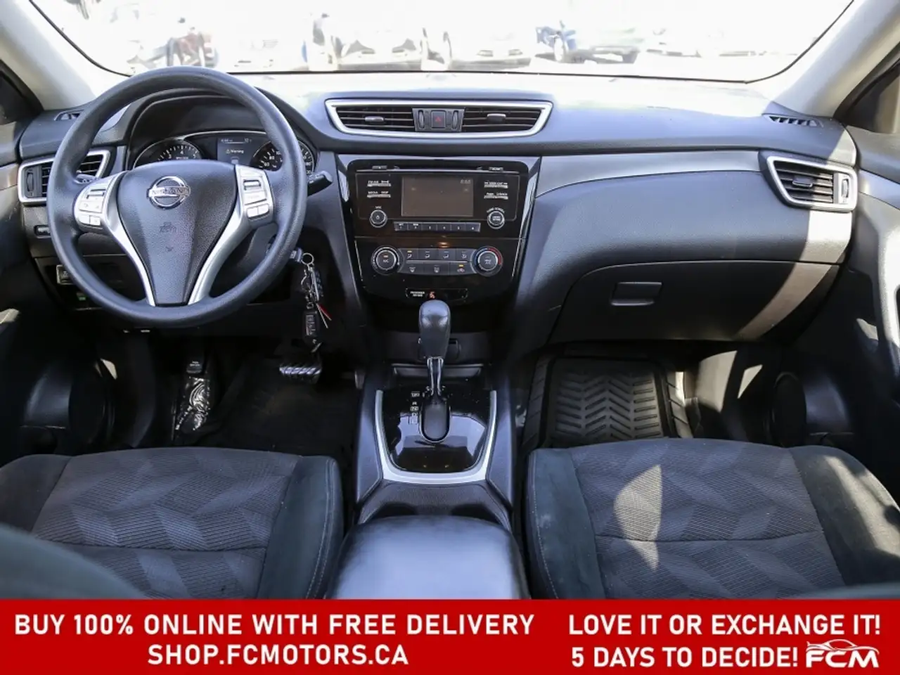 Nissan Rogue снимка Nissan Rogue