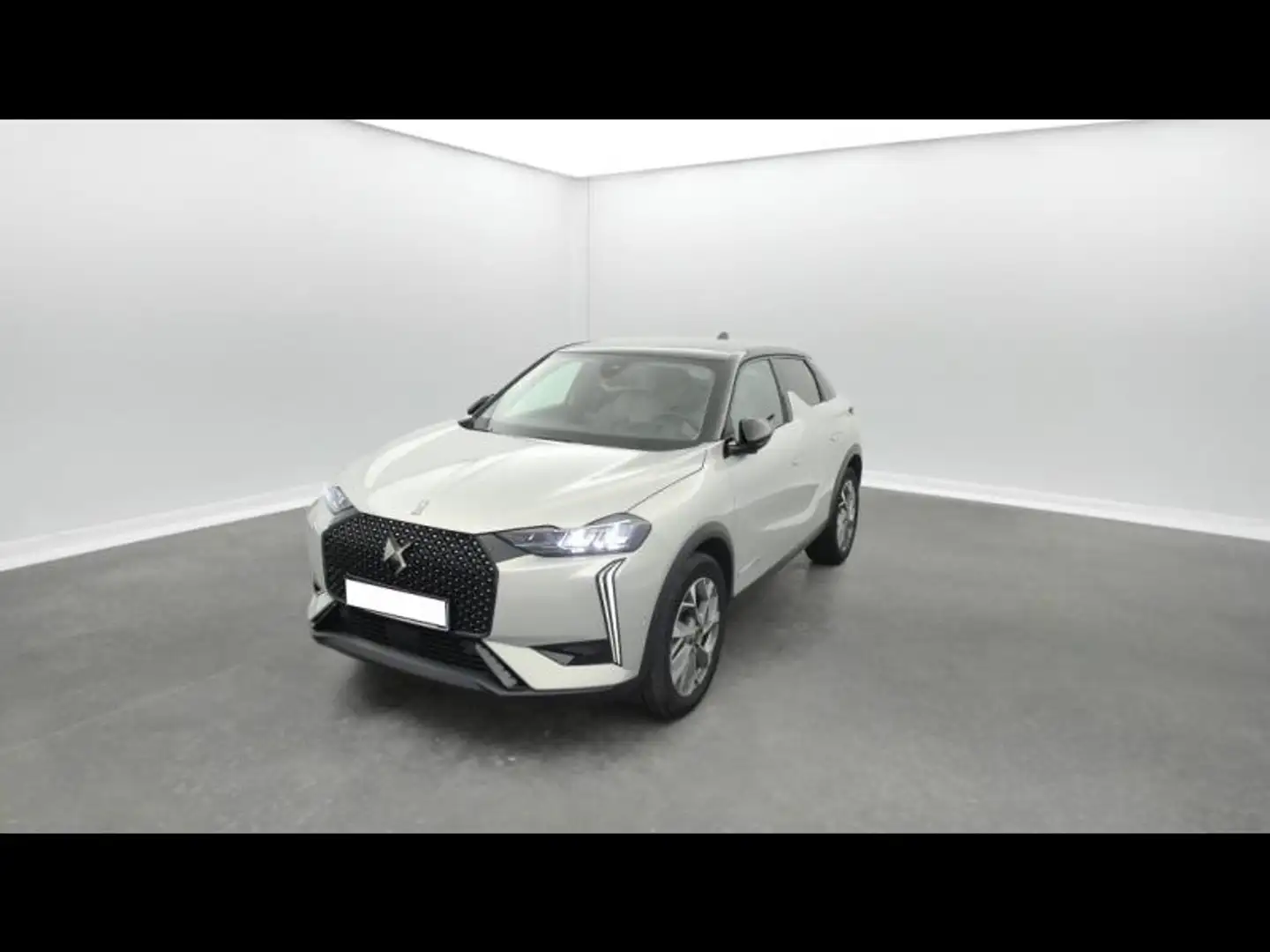 DS Automobiles DS 3 1.2 PureTech 130ch Esprit Voyage Automatique - 1