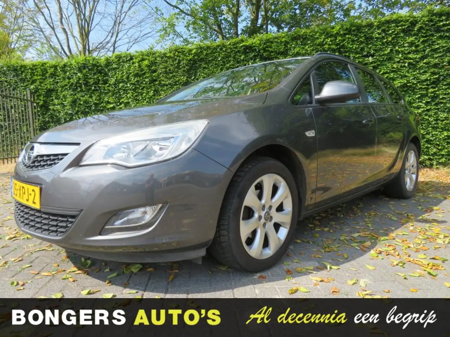 Opel Astra 1.4 TURBO BNS + Grijs - 1