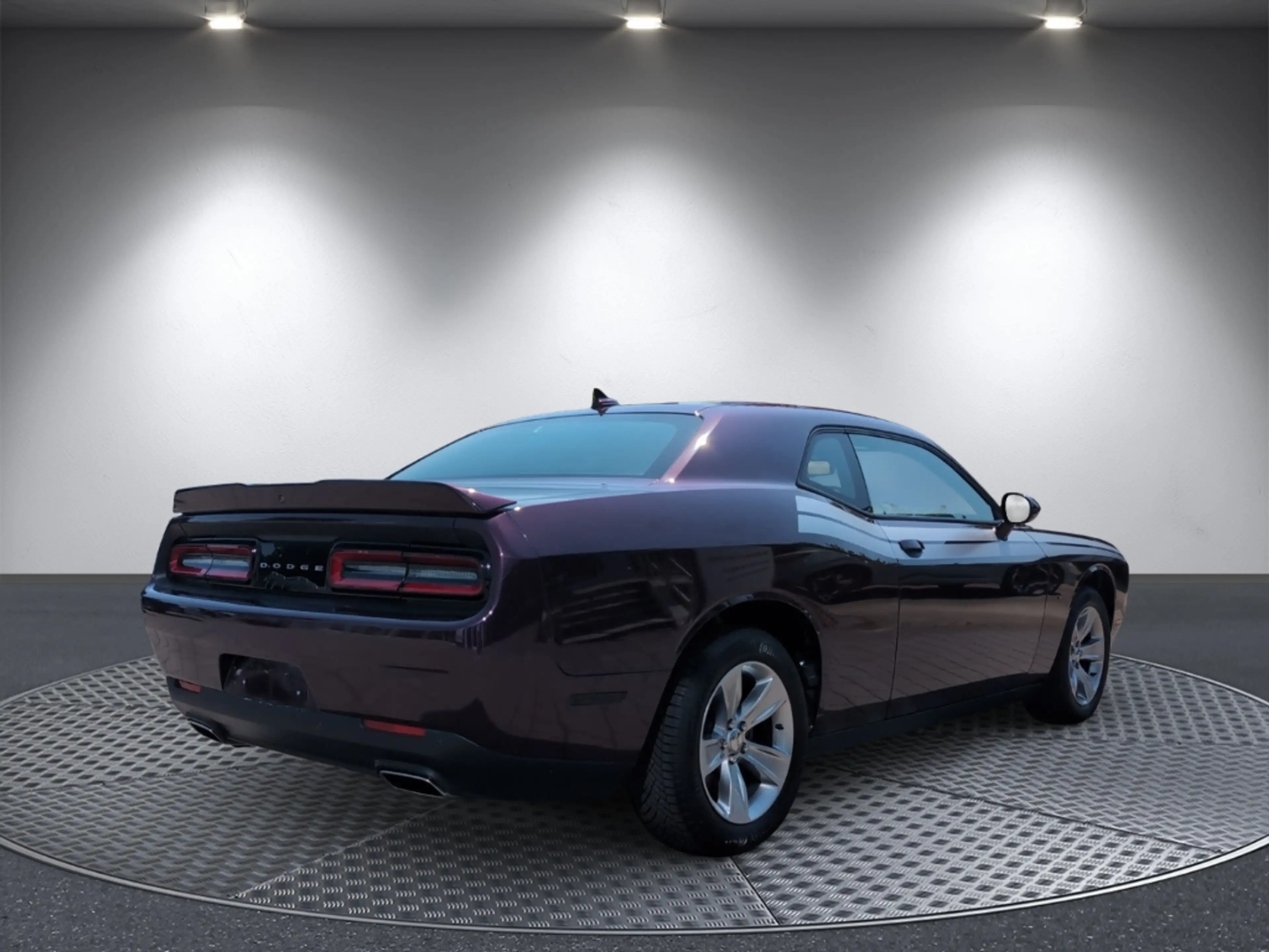 Dodge Challenger SXT 3,6 V6 TOP-Zustand 1.Hand — photo 4