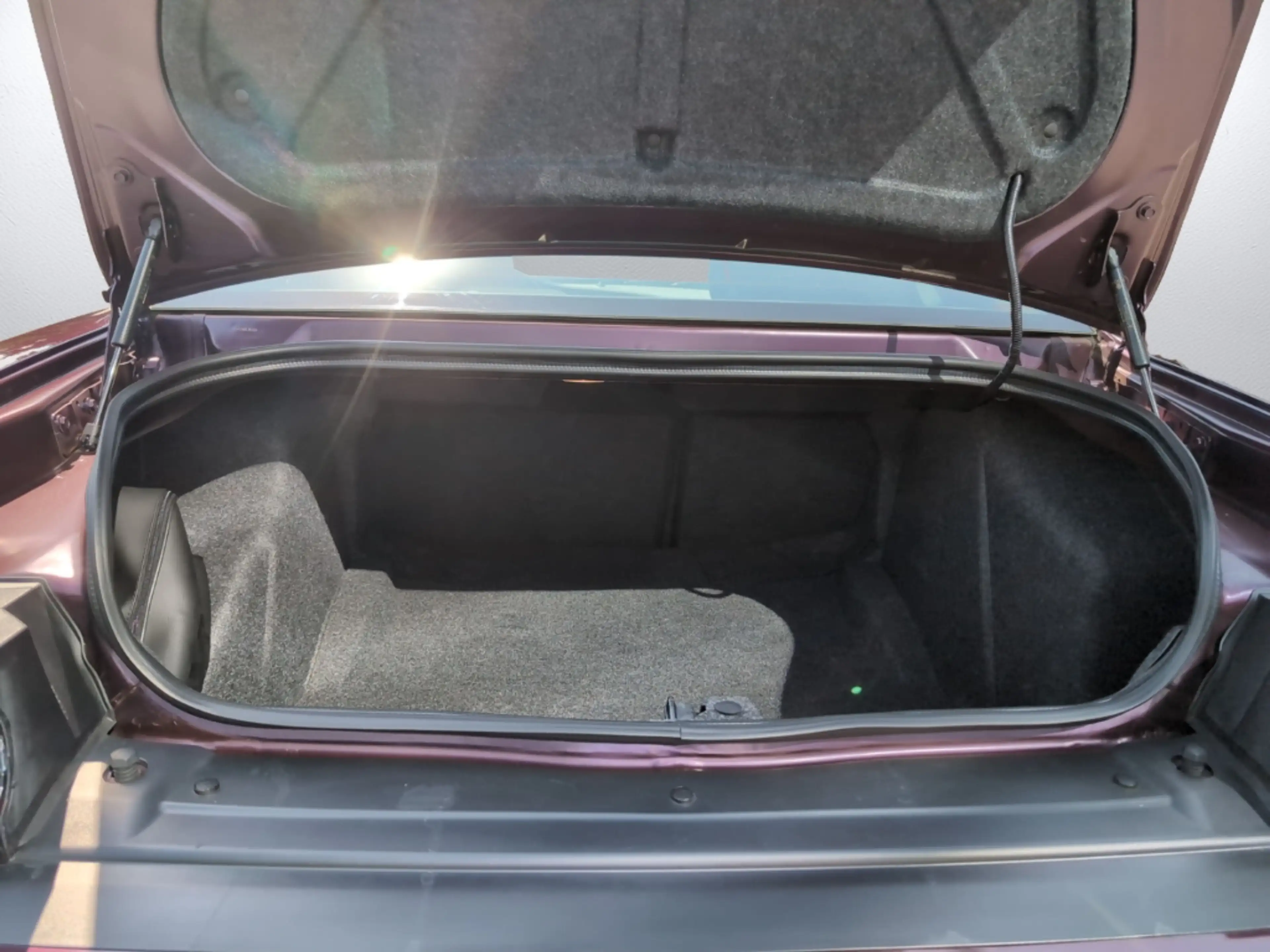 Dodge Challenger SXT 3,6 V6 TOP-Zustand 1.Hand — photo 6