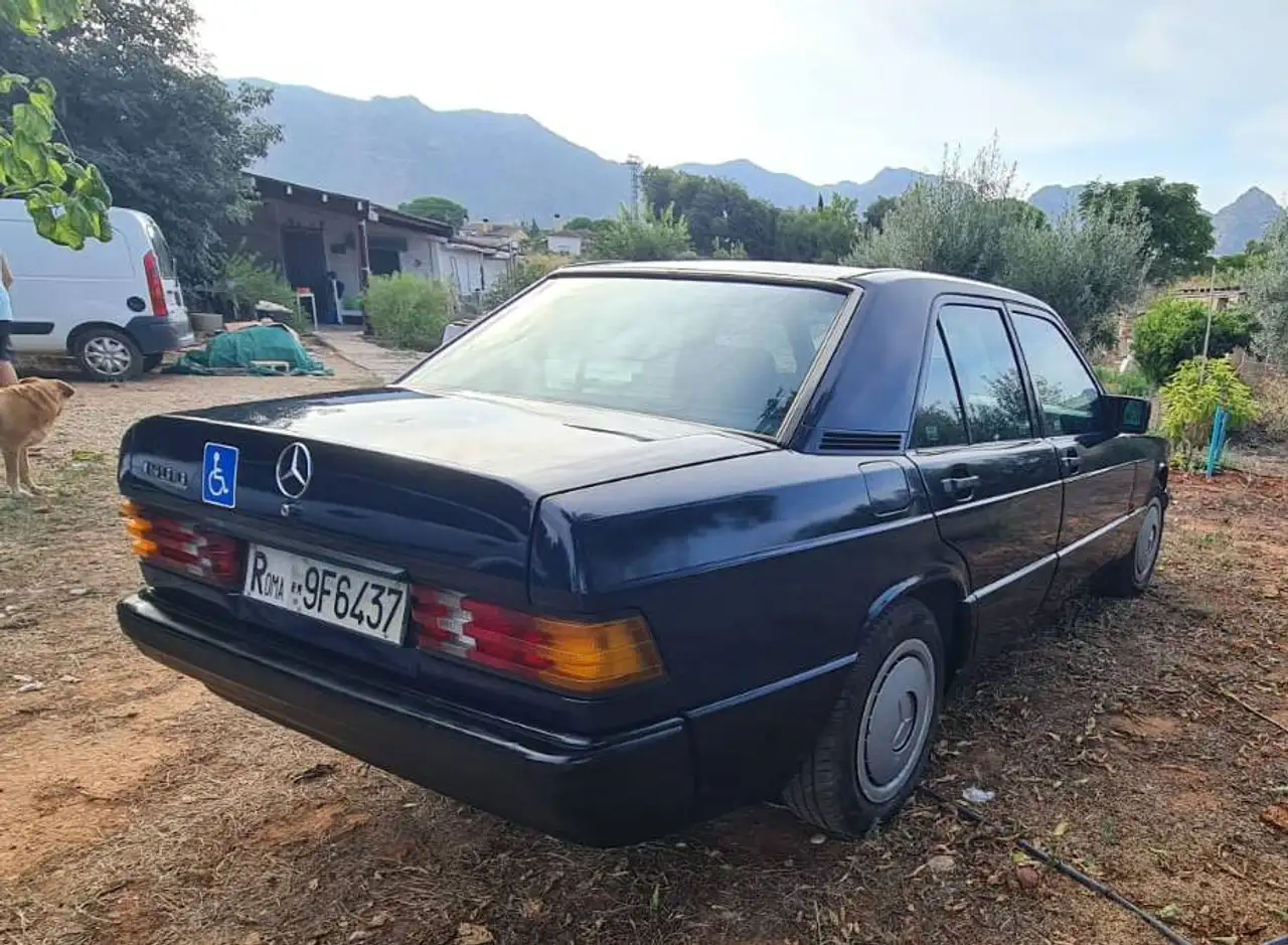 Mercedes-Benz 190D, foto 3