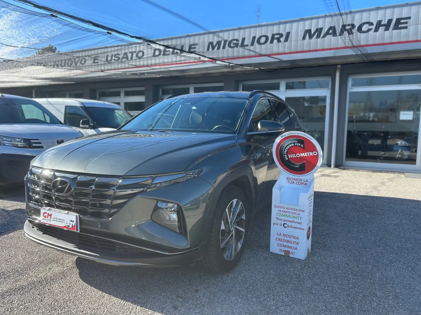 Hyundai TUCSON 1.6 crdi Xline 2wd Gris - 1