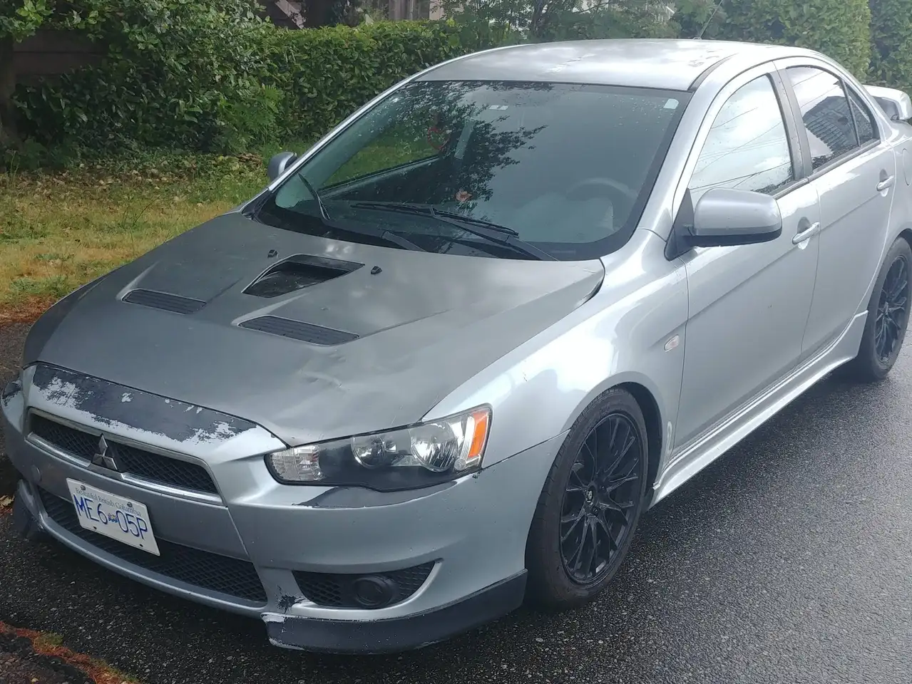 Mitsubishi Lancer photo Mitsubishi Lancer