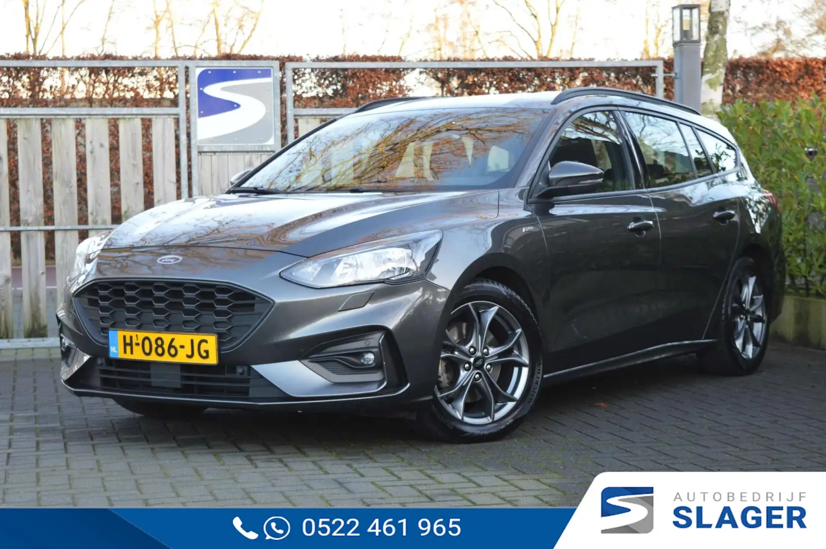 Ford Focus Wagon 1.5 EcoBoost ST Line Business - ACC|Lane ass Grijs - 1
