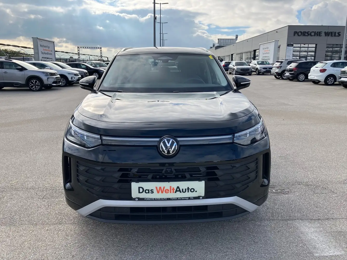 Volkswagen Tayron Friends eHybrid DSG 150kW Schwarz - 2