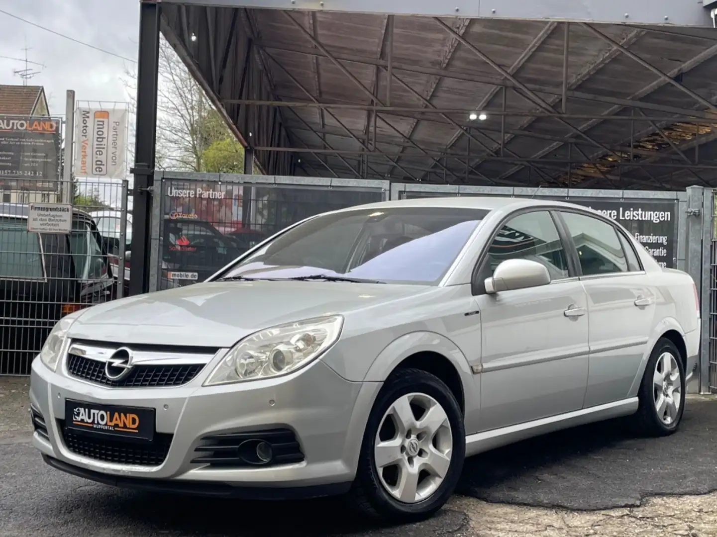 Opel Vectra C Lim. Edition*2,2l*Automatik*Klimaauto* Срібний - 2
