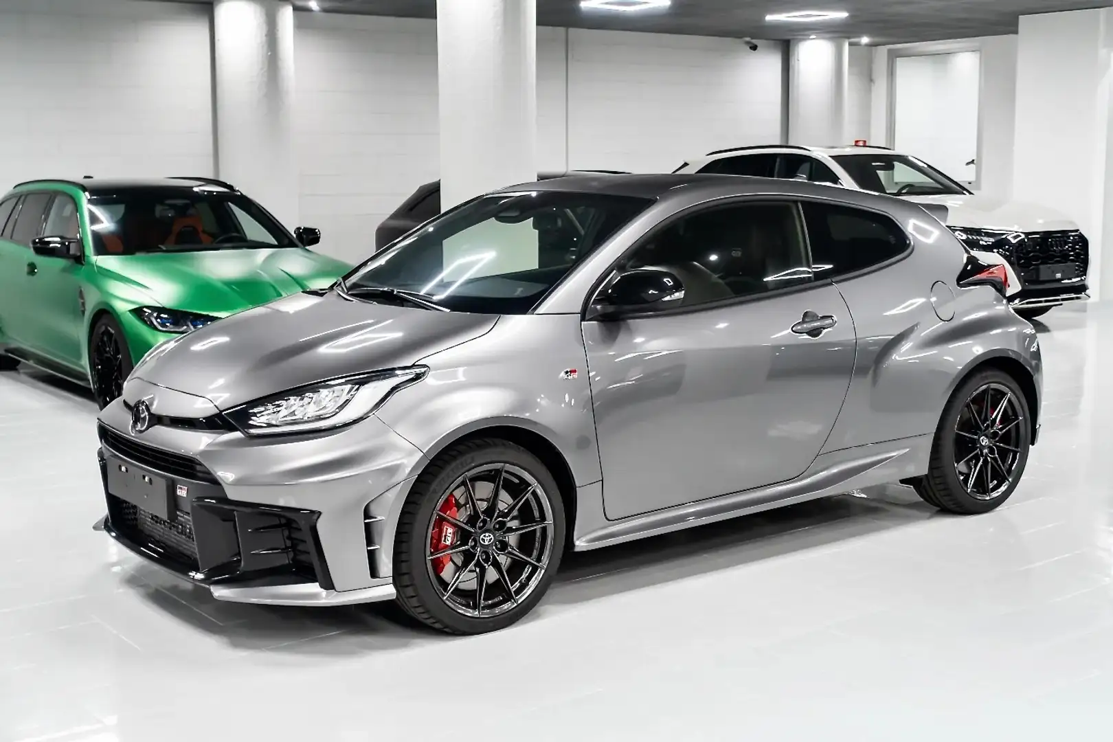 Toyota Yaris GR Circuit CERCHI FORGIATI SEDI RISC+PNEU WINTER Grau - 1