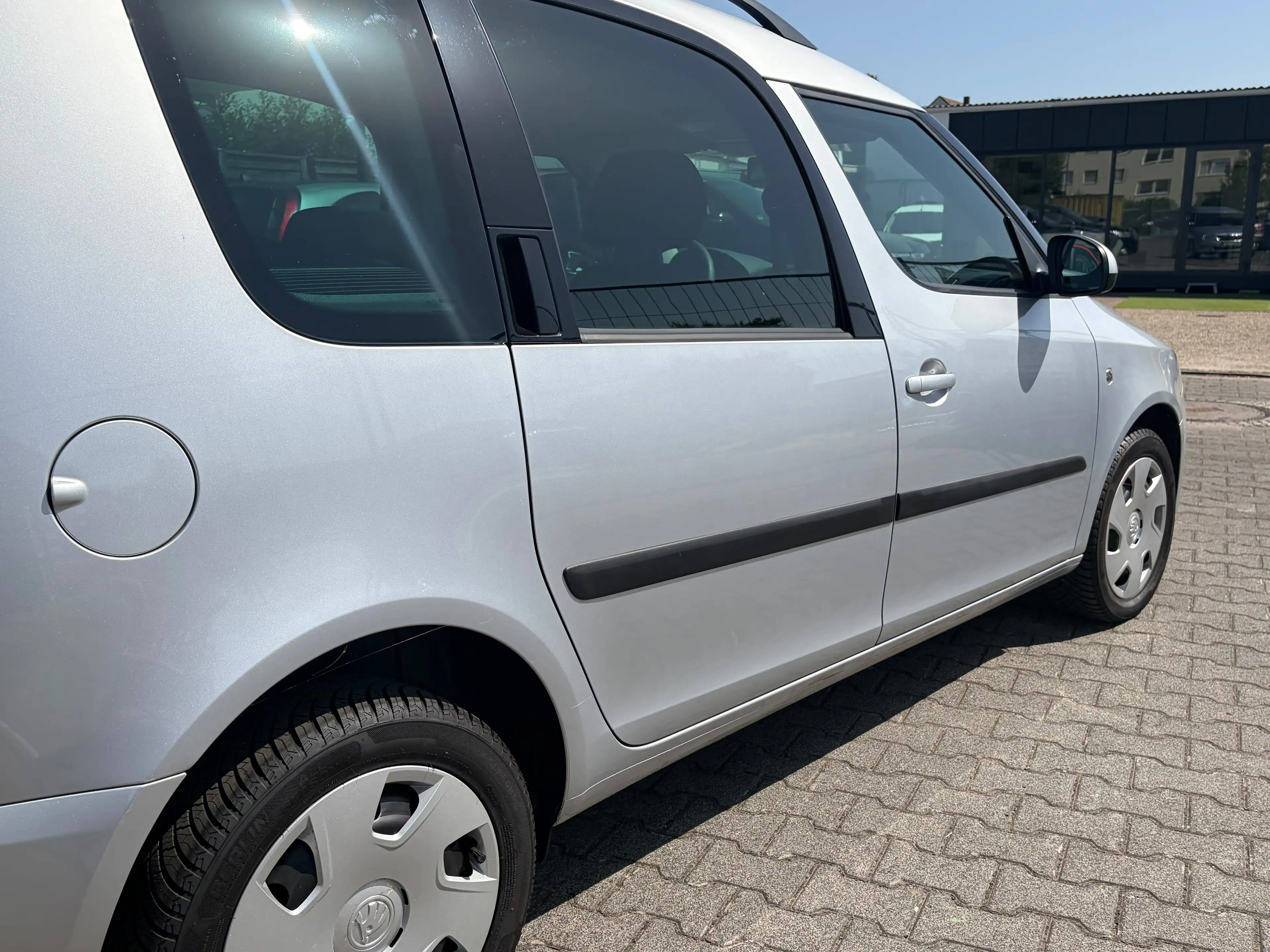 Skoda Roomster Automatik*2.Hand*SHZ*PDC*HU/AU Neu*Klima — photo 11
