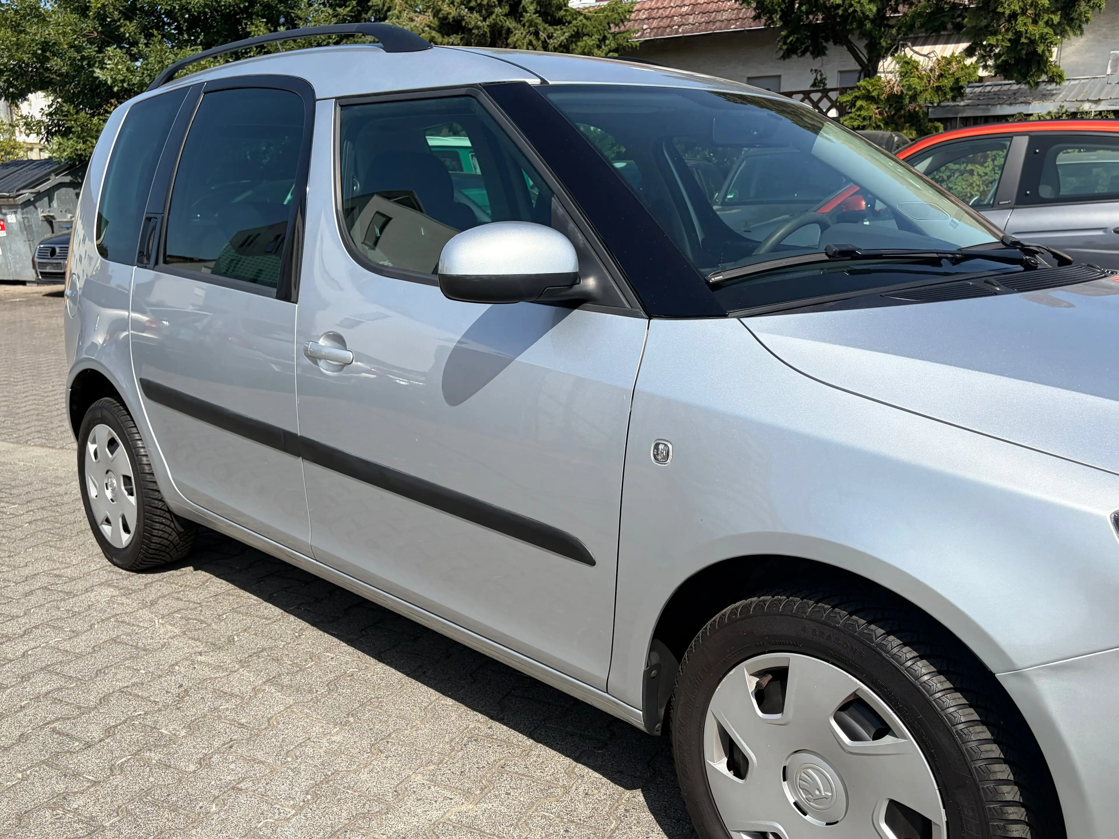 Skoda Roomster Automatik*2.Hand*SHZ*PDC*HU/AU Neu*Klima — photo 13