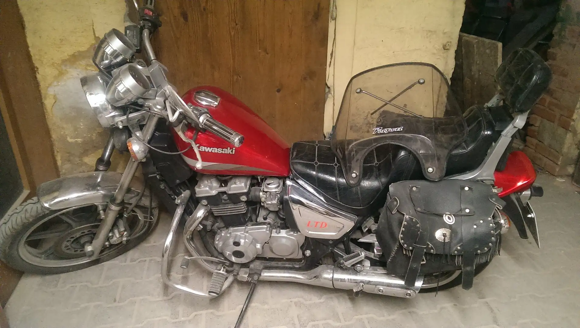 Kawasaki LTD 450 - 2