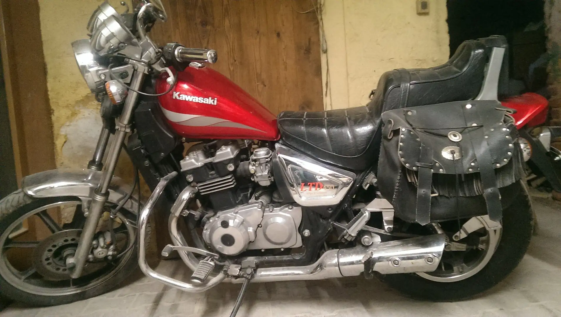 Kawasaki LTD 450 - 1