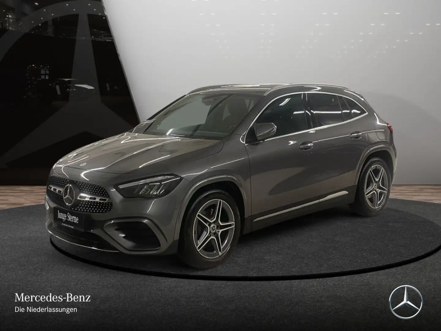 Mercedes-Benz GLA 200 d AMG+AHK+LED+KAMERA+KEYLESS+8G Gris - 2